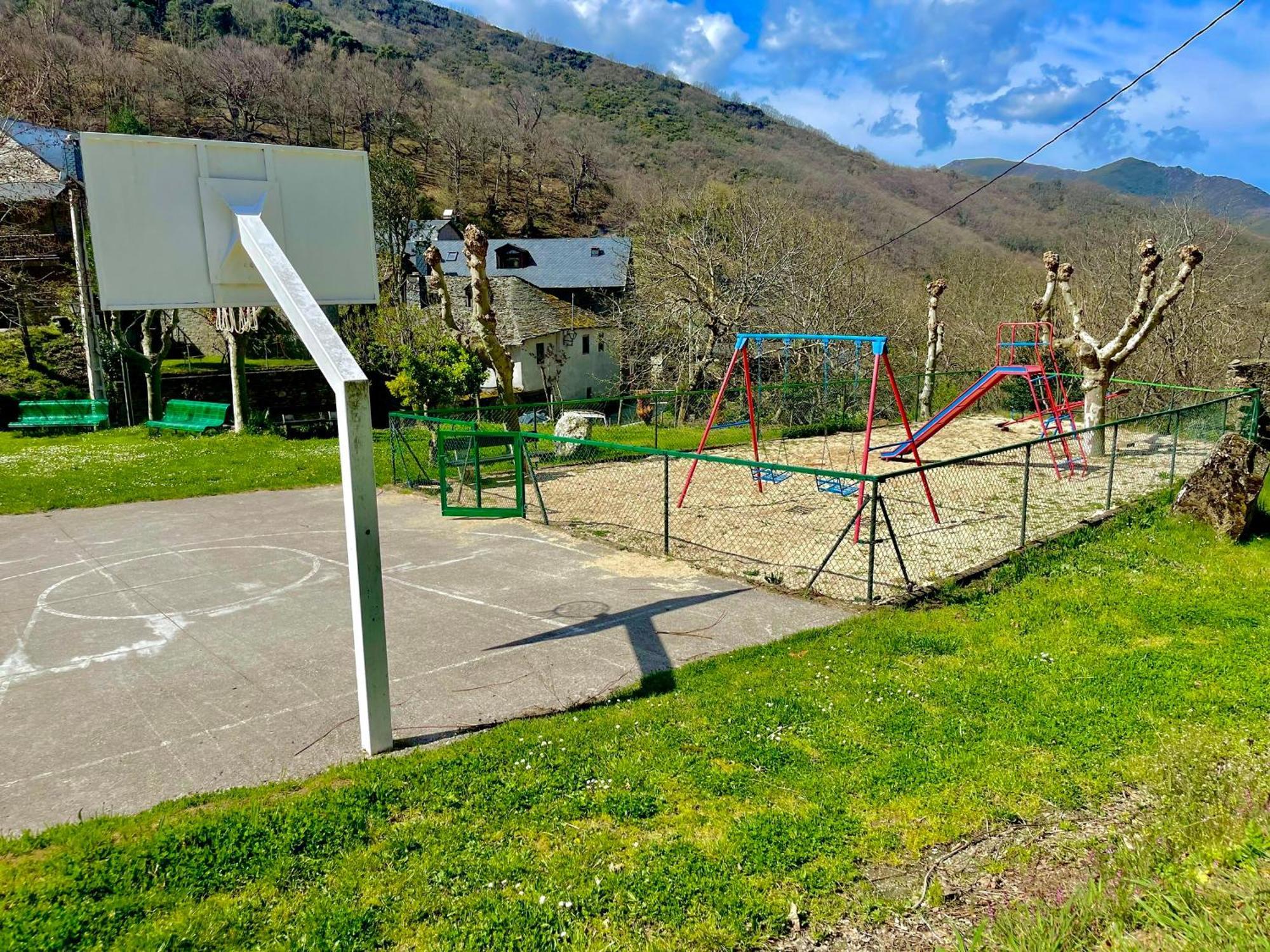 Casa Boral- Comfort Exclusivo En Plena Naturaleza - Valle Del Silencio Manzanedo de Valdueza Esterno foto